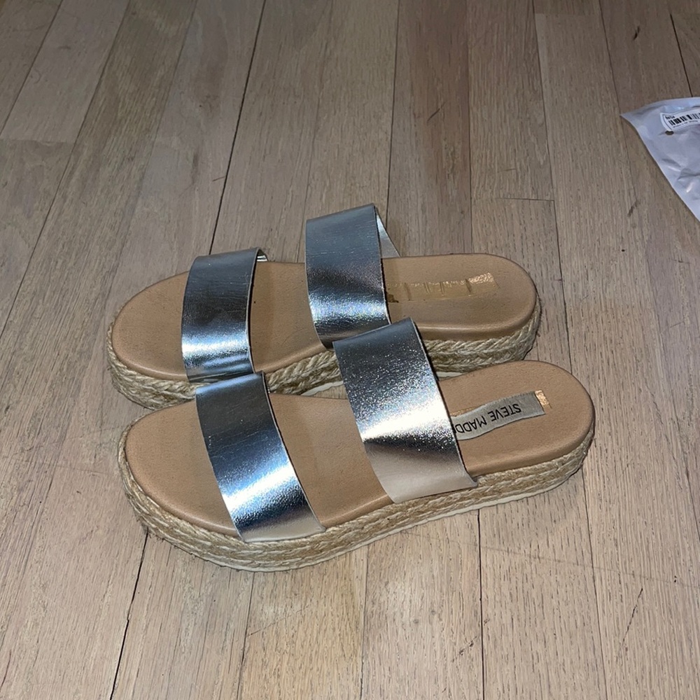 Steve Madden sandal